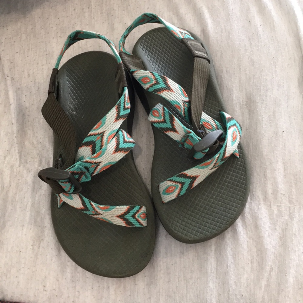 Womens size 5 Z chaco sandals